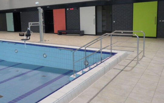 record CLEAN K3-A – automatic door with versatile core for hygienic environments