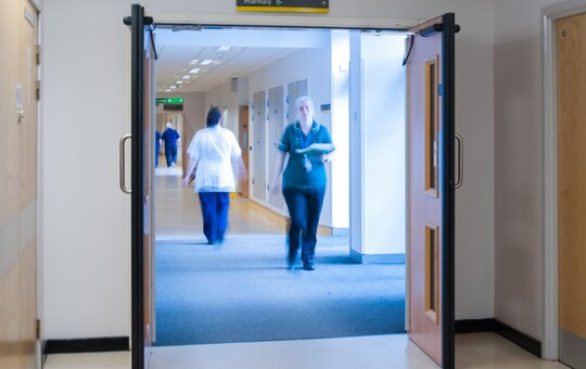 record DFA 127 – Automatic swing door