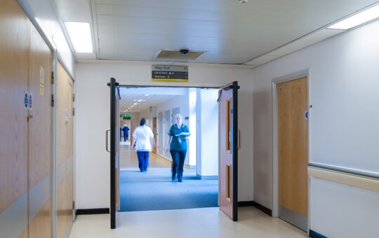 record DFA 127 FULL POWER – Automatic swing door with additional functions