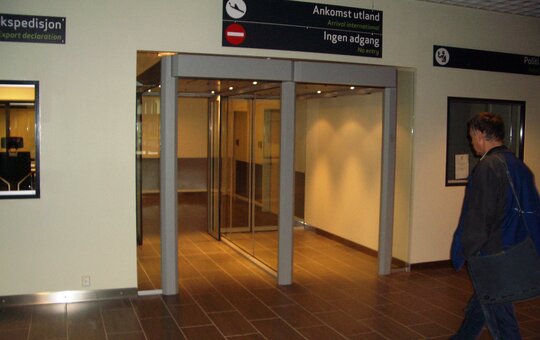 record FlipFlow SINGLE  – Exit Lane Breach Control System