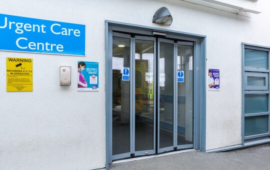 Record Fta 20 Automatic Folding Doors Are The Solution Where